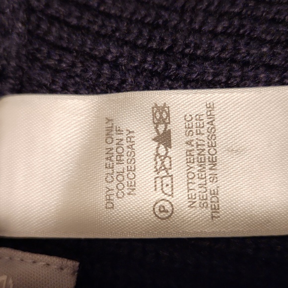 Liz Claiborne black long sleeve sweater size Medium - Picture 10 of 11